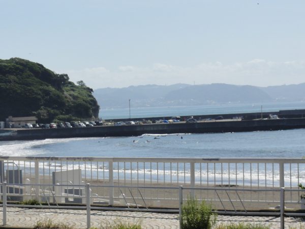 今日も波があります。