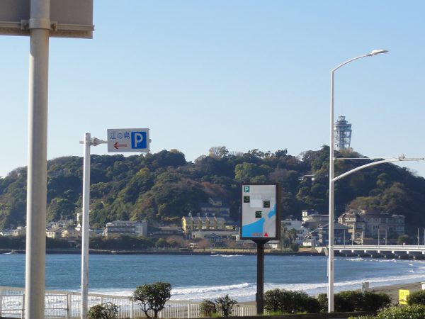 朝から吹いています