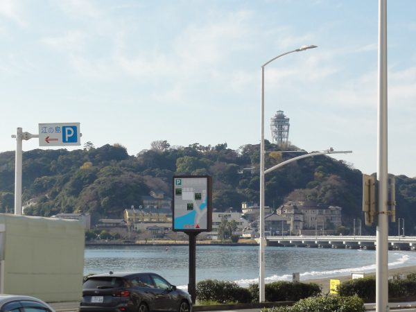 朝は冷え込んできました。