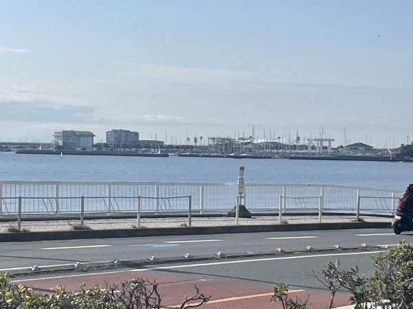 穏やかは江ノ島