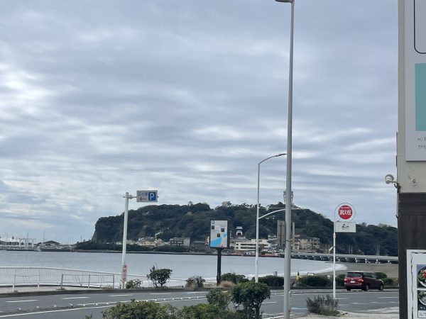 曇って寒い！